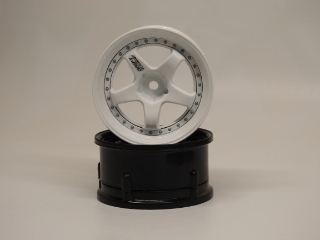 Picture of Wheel Triple White with Silver Rivet